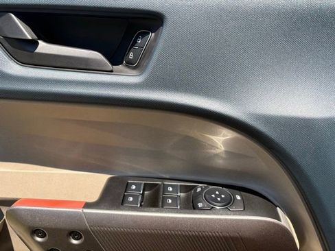 New 2025 Ford Maverick Lariat image 23