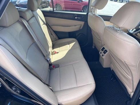 Used 2016 Subaru Outback 3.6R Limited image 24