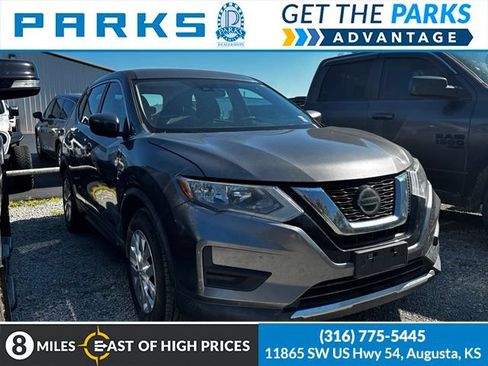 Used 2019 Nissan Rogue S FWD image 1