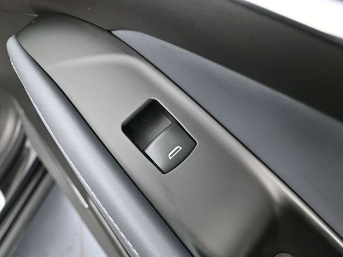 Used 2022 Buick Enclave Essence w/ Experience Buick Package image 56