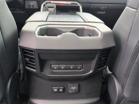 New 2026 Toyota Tundra Platinum image 27