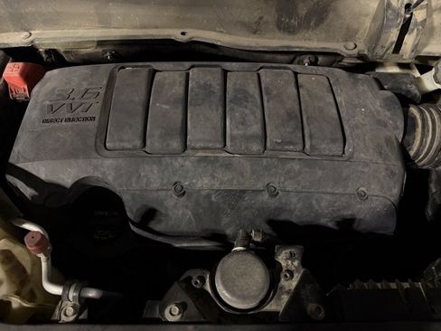 Used 2016 GMC Acadia SL image 19