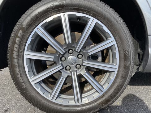 Used 2017 Audi Q7 3.0T Premium Plus w/ Premium Plus Package image 41