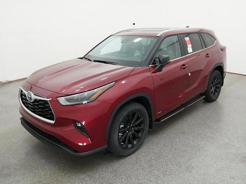 New 2026 Toyota Highlander XLE image 1