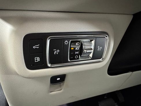 New 2026 Lincoln Nautilus Premier w/ Equipment Group 102A image 37