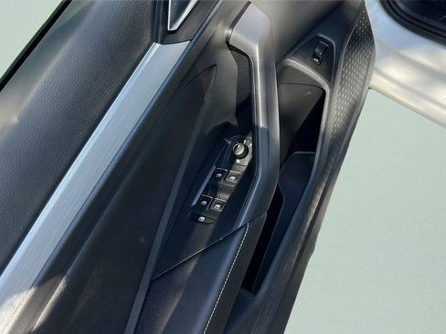 Certified 2025 Volkswagen Jetta S image 24