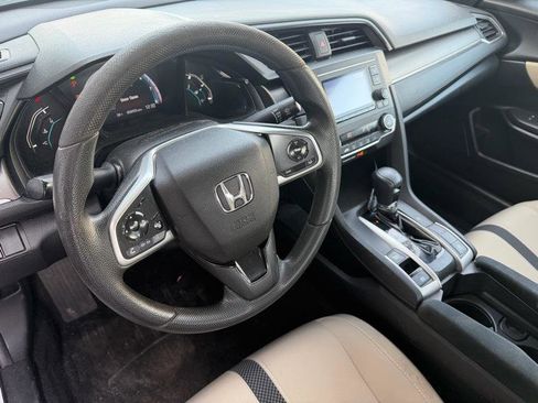Used 2019 Honda Civic LX image 8