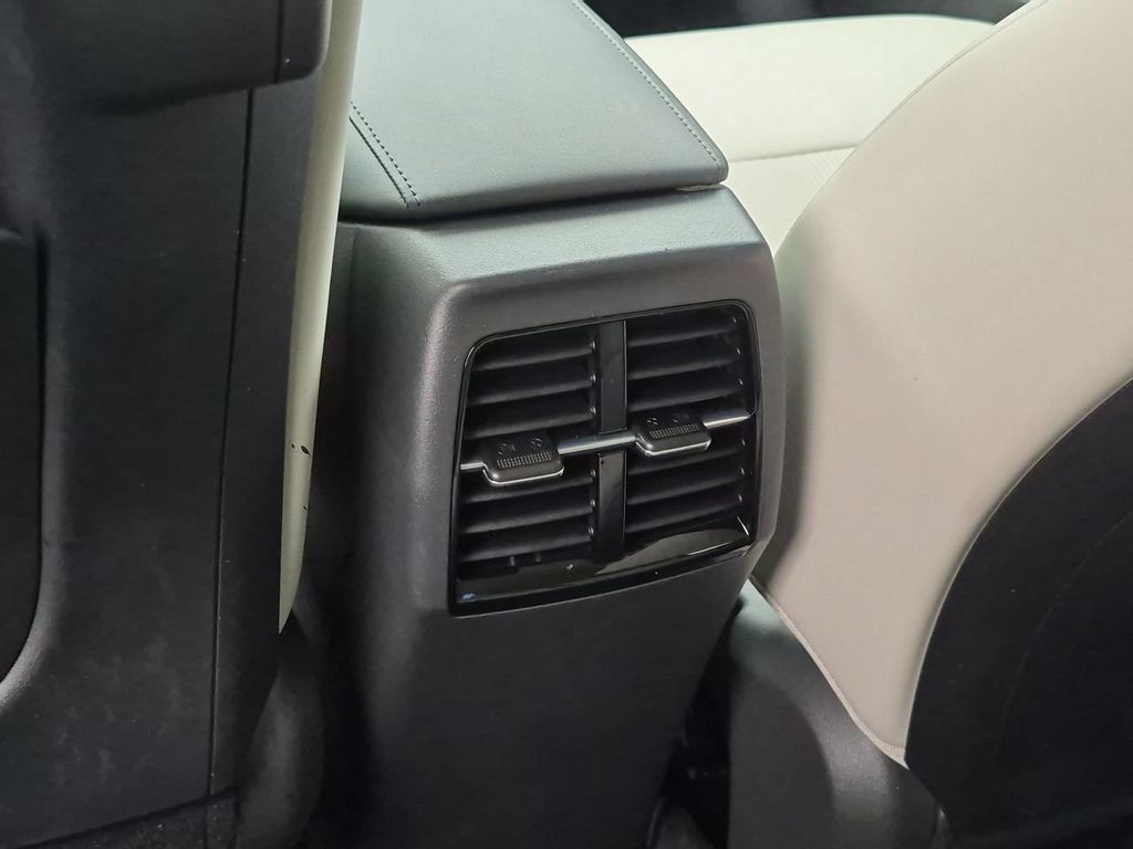 Certified 2025 Kia Niro EX FWD image 21