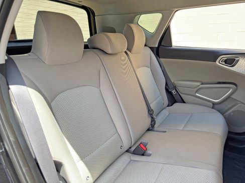 Used 2021 Kia Soul LX image 30