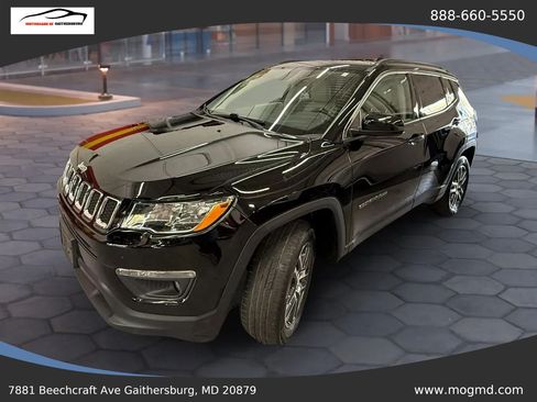 Used 2018 Jeep Compass Latitude w/ Popular Equipment Group AWD/4WD image 18