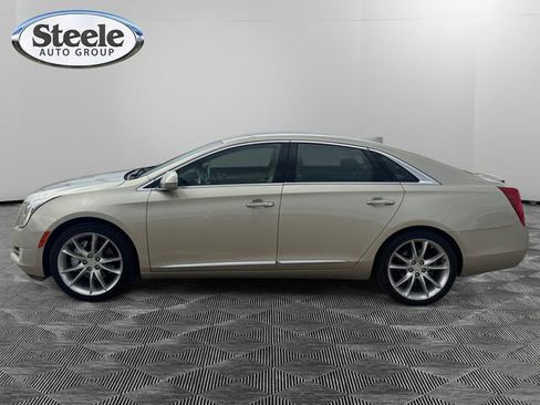 Used 2016 Cadillac XTS Premium image 2