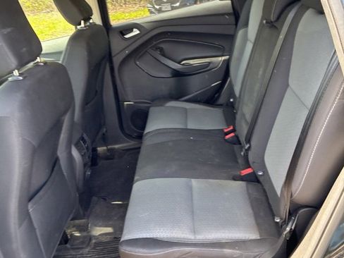 Used 2018 Ford Escape SE w/ SE Sync 3 Package AWD/4WD image 11