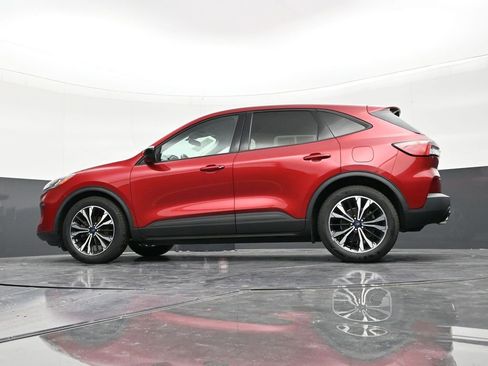 Used 2021 Ford Escape SE w/ SE Sport Appearance Package FWD image 21