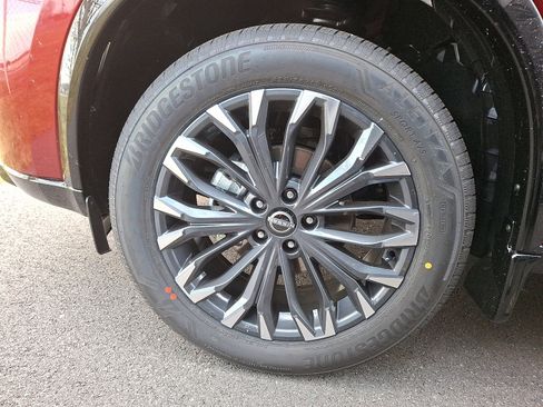 New 2026 Nissan Rogue Platinum w/ Platinum Premium Package image 4