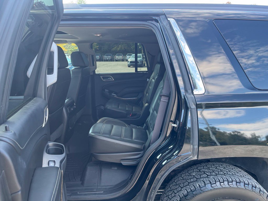 Used 2017 GMC Yukon Denali w/ Enhanced Security Package AWD/4WD image 32