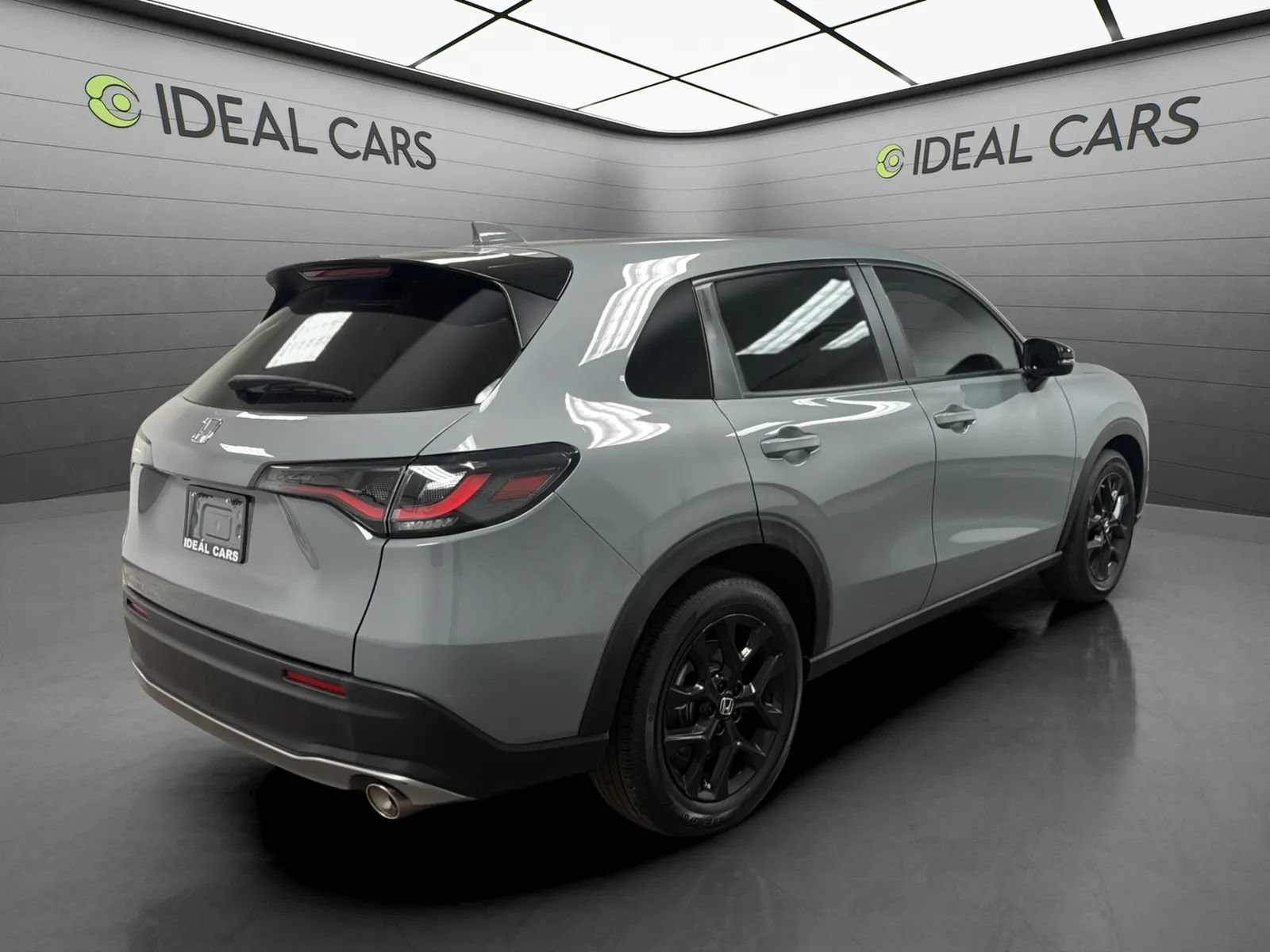 Used 2025 Honda HR-V Sport image 5