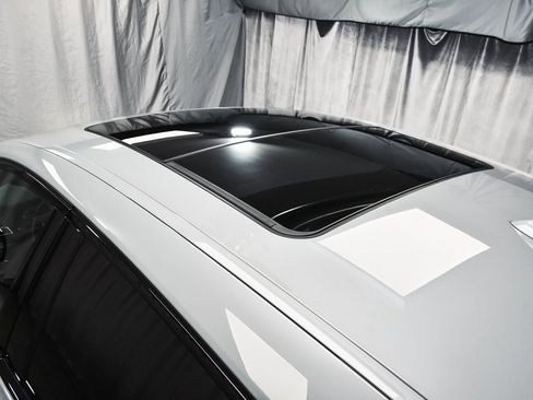 Used 2024 BMW X4 M40i w/ Premium Package image 84