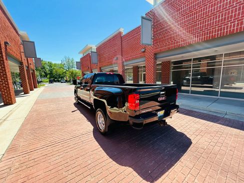 Used 2015 GMC Sierra 3500 Denali w/ Duramax Plus Package AWD/4WD image 4