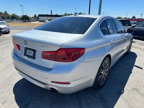 Used 2018 BMW 530i xDrive AWD/4WD image 41