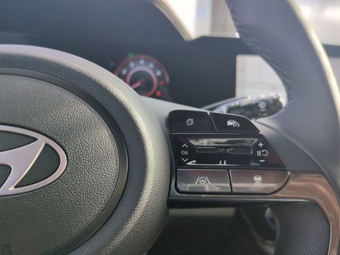 New 2026 Hyundai Elantra Limited image 32