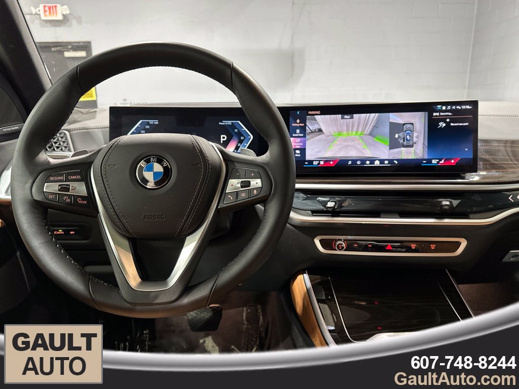 Used 2025 BMW X5 xDrive40i w/ Executive Package AWD/4WD image 8