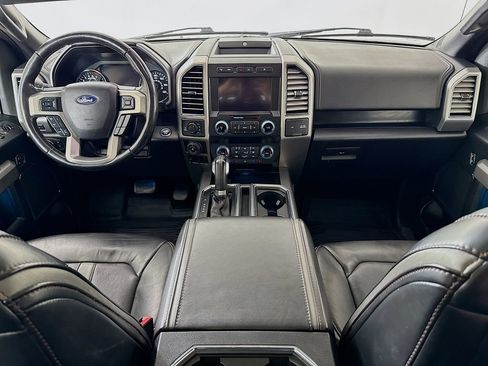 Used 2019 Ford F150 Platinum w/ Equipment Group 701A Luxury image 3