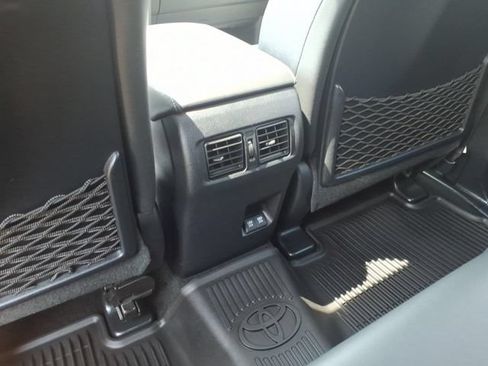 Used 2021 Toyota 4Runner Limited RWD image 8