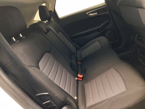 Used 2015 Ford Edge SEL FWD image 19