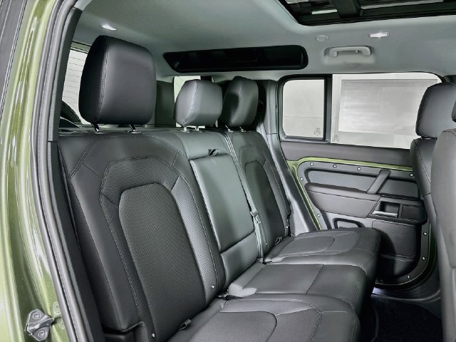 New 2026 Land Rover Defender 110 S AWD/4WD image 25