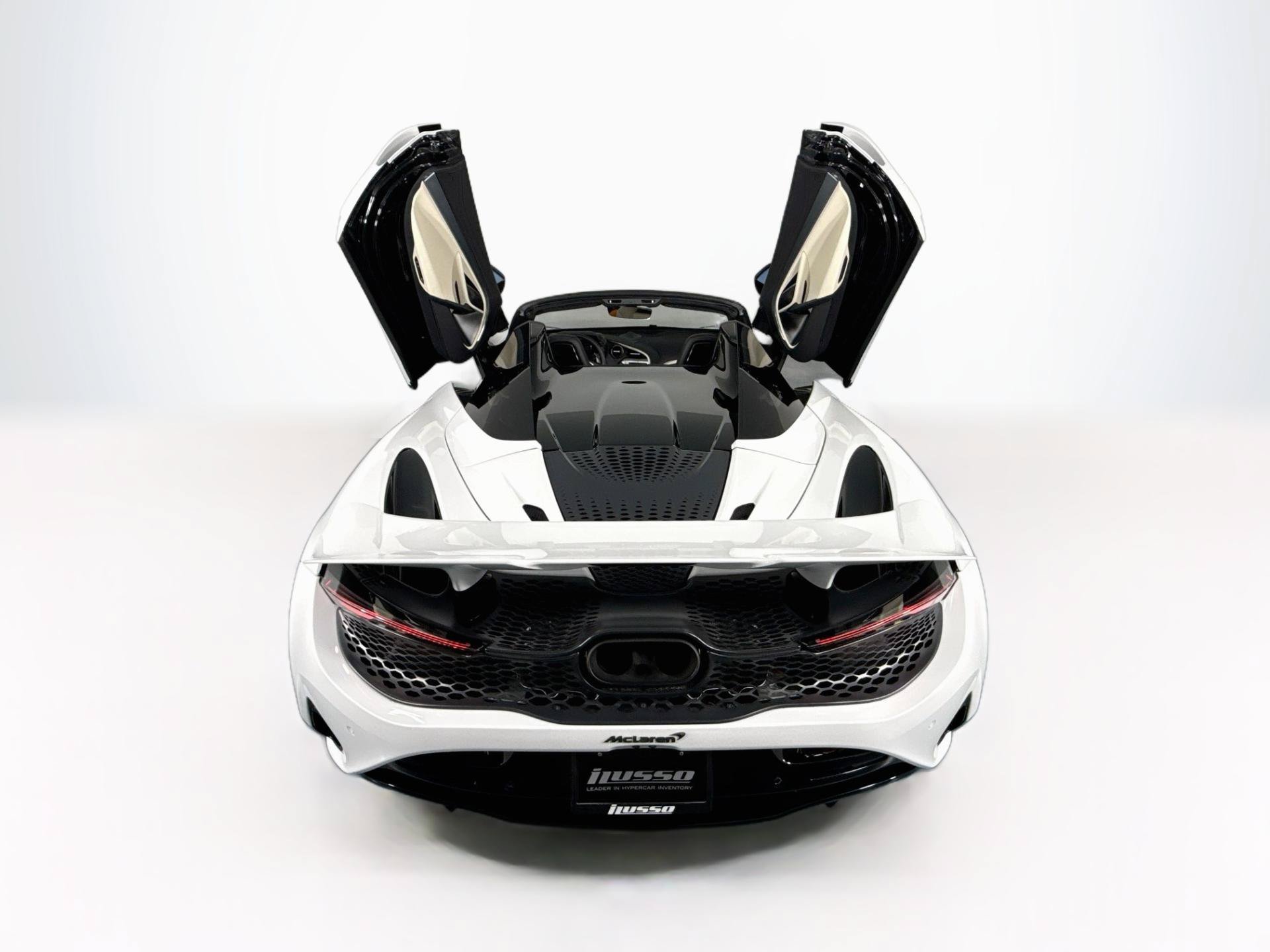 Used 2024 McLaren 750S Spider RWD image 53