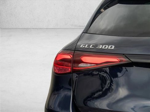 Certified 2024 Mercedes-Benz GLC 300 4MATIC image 9