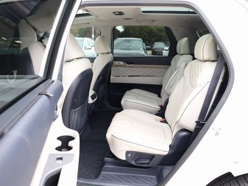 Used 2022 Hyundai Palisade Calligraphy w/ Cargo Package image 28