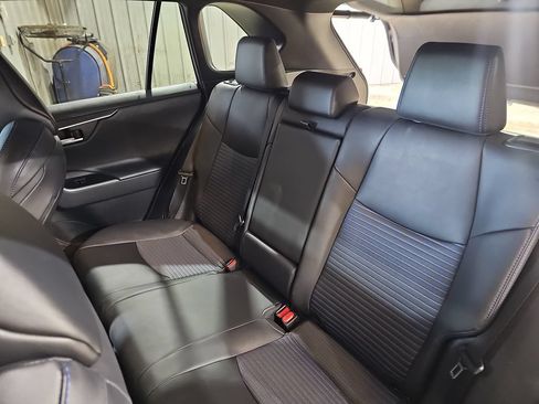 Used 2019 Toyota RAV4 XSE w/ XSE Weather Package AWD/4WD image 13