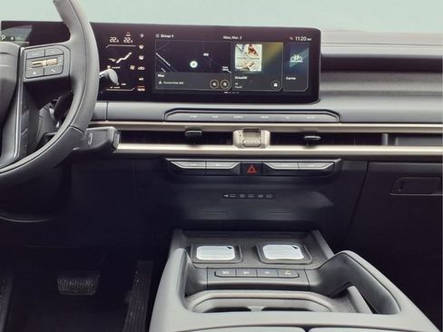 New 2027 Kia Telluride S image 4