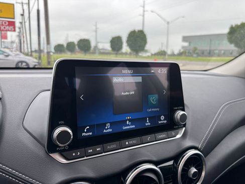 Used 2025 Nissan Sentra SV FWD image 20