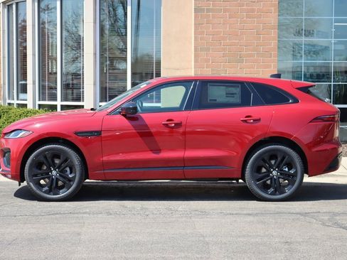 Used 2026 Jaguar F-PACE R-Dynamic S image 2