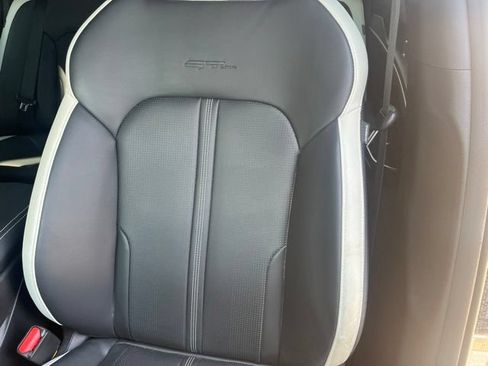 Used 2025 Kia K5 GT-Line w/ GT-Line Premium Package AWD/4WD image 9