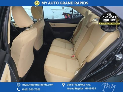 Used 2019 Toyota Corolla LE image 26