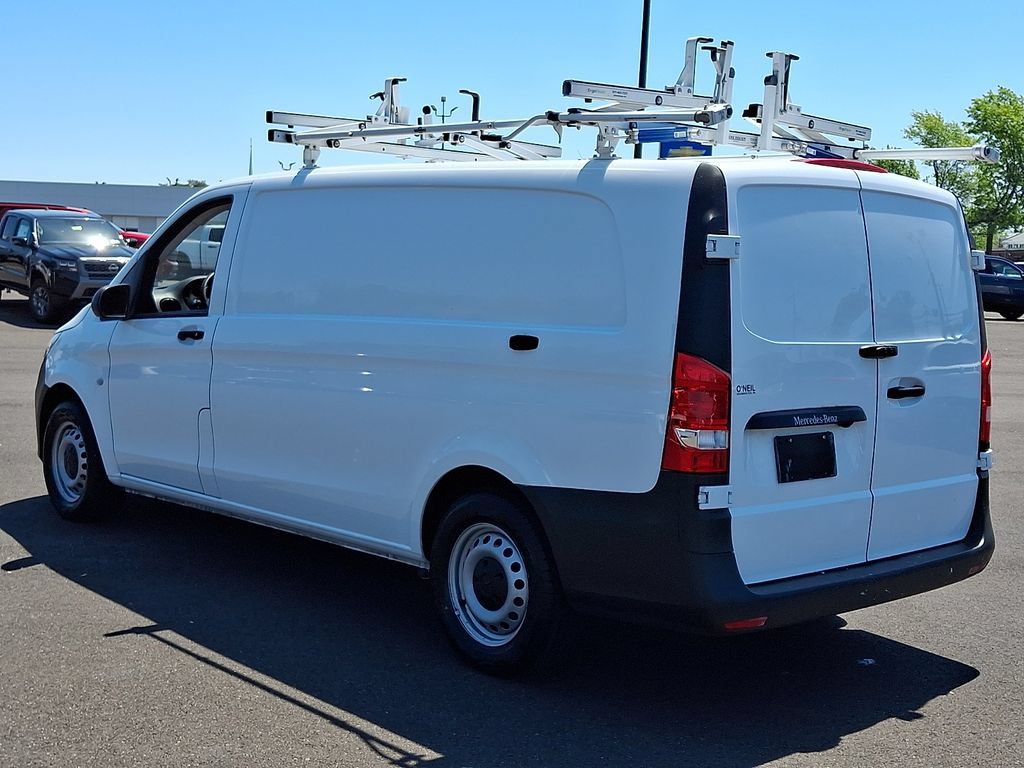 Used 2023 Mercedes-Benz Metris image 4