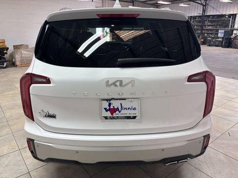 Used 2024 Kia Telluride S FWD image 7