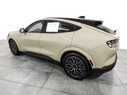 Used 2025 Ford Mustang Mach-E Premium AWD/4WD image 4