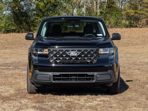 New 2025 Ford Maverick XL image 2