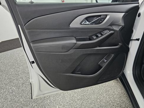Used 2023 Chevrolet Traverse LT w/ LPO, Floor Liner Package AWD/4WD image 13