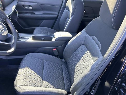 New 2026 Nissan Kicks SV w/ SV Premium Package FWD image 14