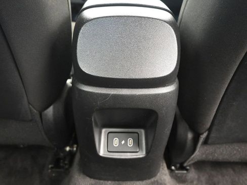 Used 2024 Hyundai Elantra SEL FWD image 16