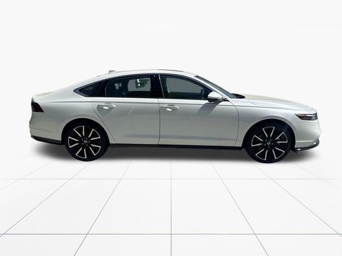 New 2026 Honda Accord Touring image 10
