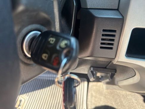 Used 2013 Ford F150 XLT AWD/4WD image 22