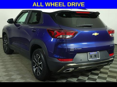 Used 2023 Chevrolet TrailBlazer ACTIV w/ Convenience Package AWD/4WD image 4