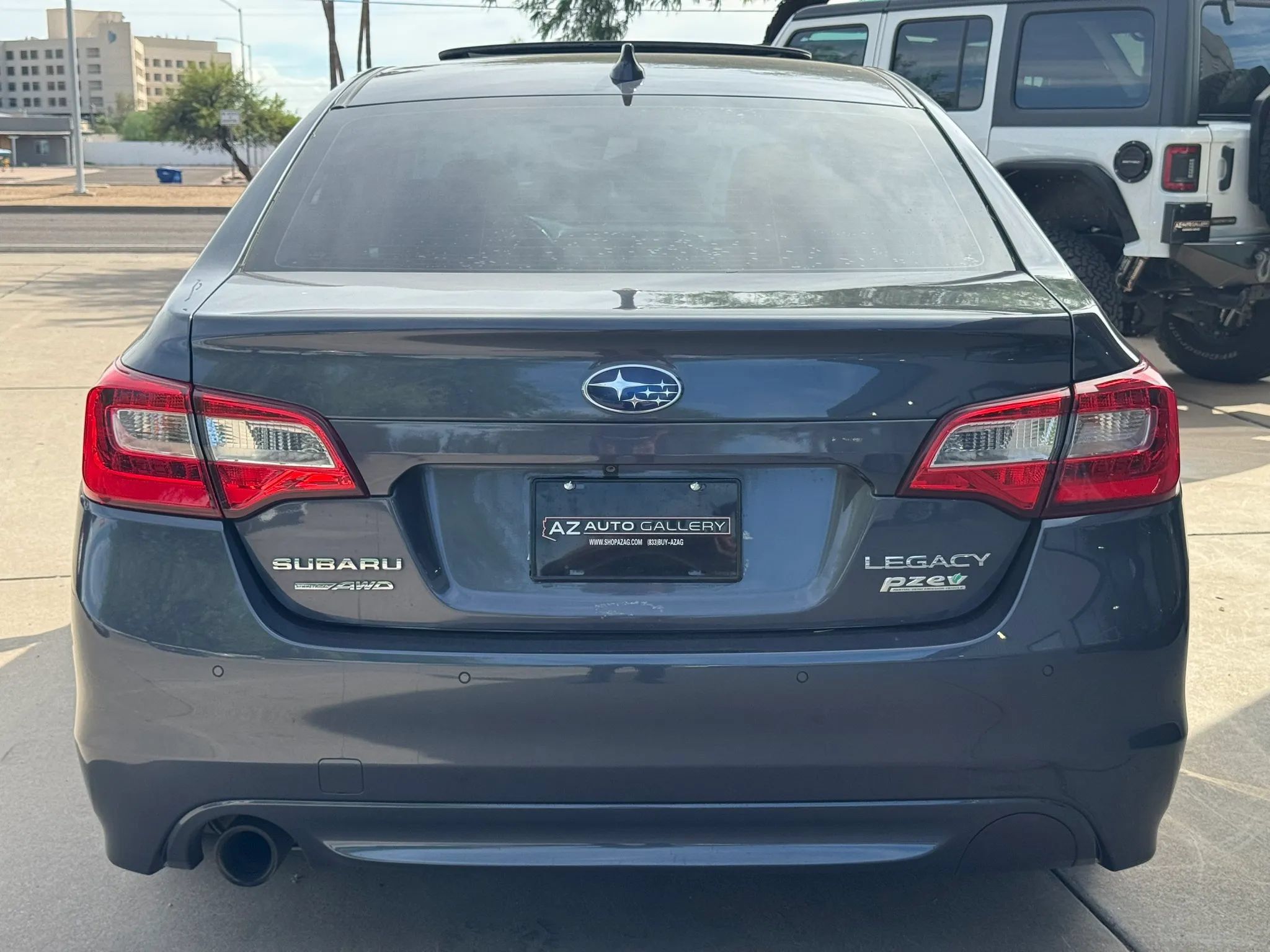 Used 2017 Subaru Legacy 2.5i Limited AWD/4WD image 6