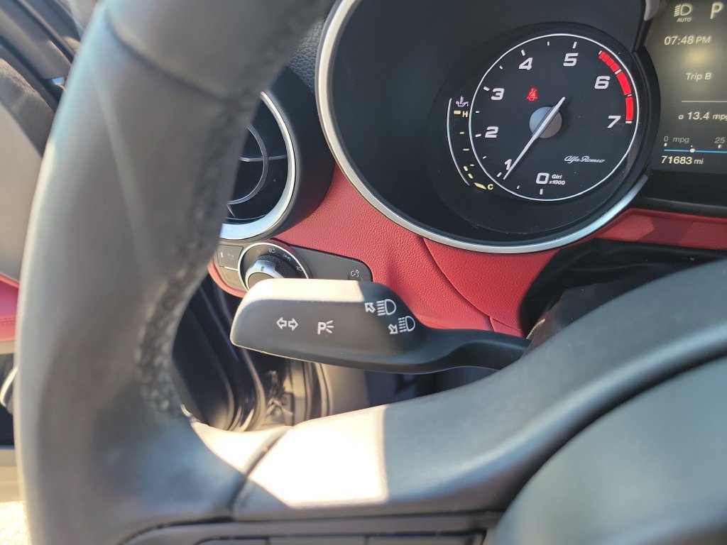 Used 2019 Alfa Romeo Stelvio Ti AWD/4WD image 31